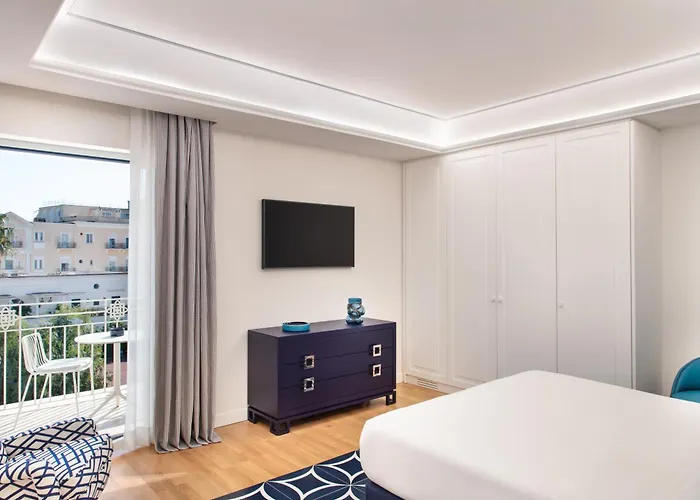Pazziella Garden&Suites