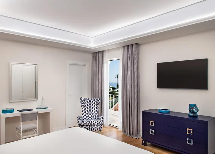 Pazziella Garden&Suites